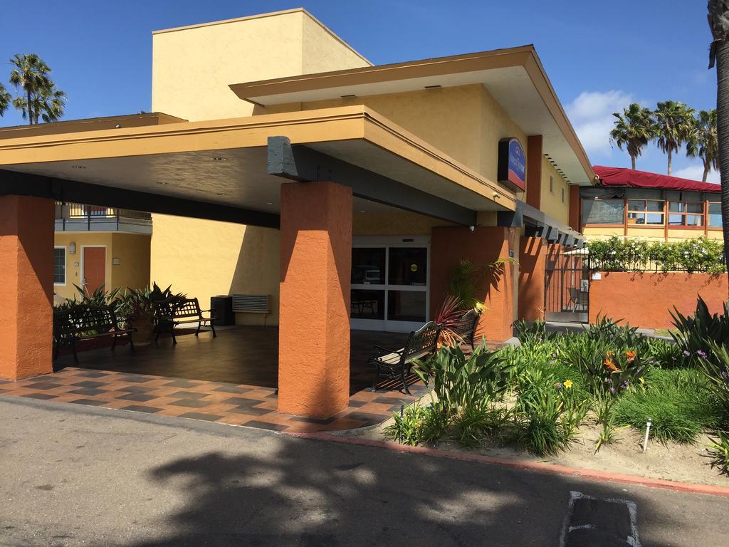 Howard Johnson By Wyndham San Diego Sea World Bagian luar foto