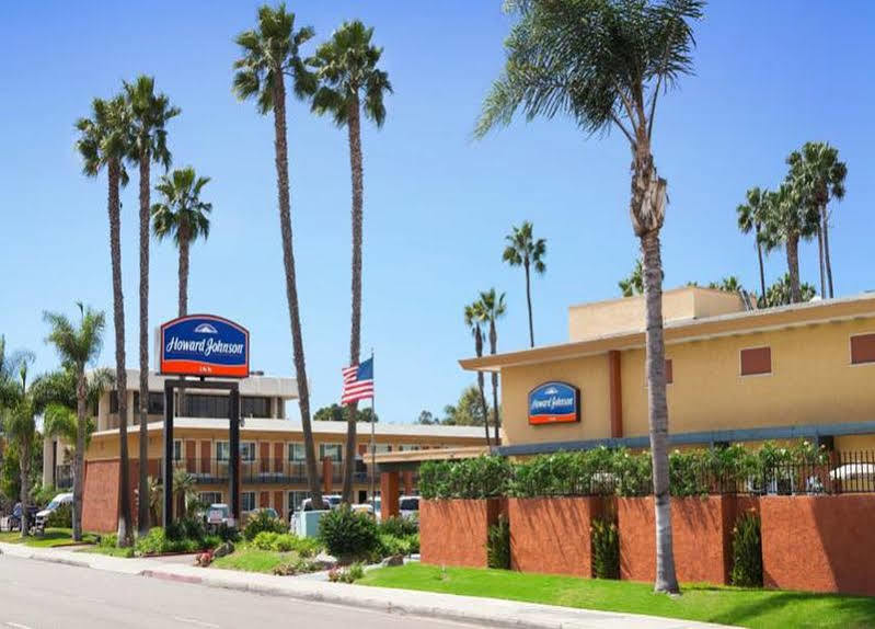 Howard Johnson By Wyndham San Diego Sea World Bagian luar foto